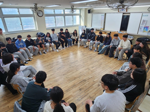 홍성교육지원청, 공동체 놀이 통한 인성교육 통합수업 실시