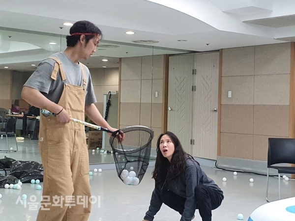 마포문화재단×공상집단 뚱딴지, 연극 문턱 낮추는 스튜디오 프로젝트 공연