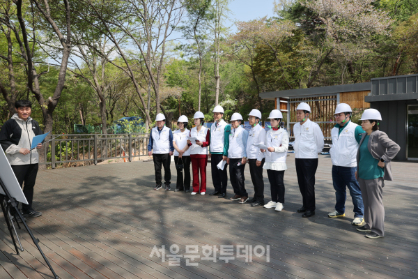 종로구의회, 삼청공원 치유의 숲 조성 현장 방문