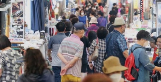 인천 용현시장 왜 갑자기... 값싸고 질좋은 상품 많아 사람들 북적