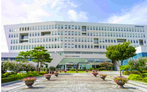 충남교육청, 내년 중등 교사 586명 선발…사립학교 위탁 선발 확대