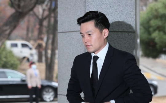 두올, 배우 이서진 사외이사 및 감사위원 재선임