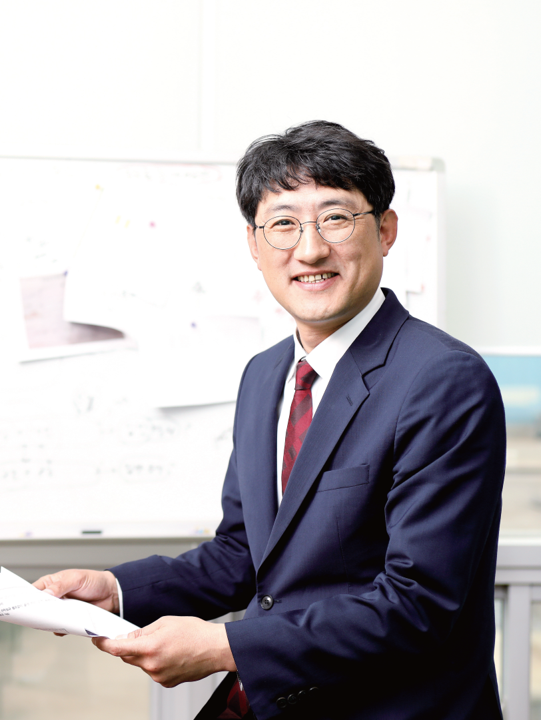 [최종근 ㈜한국메이드 대표이사] 낭만항구 목포에서 시작된 꿈, 더 나은 미래로 항해하다