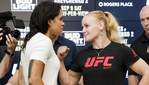 [UFC] 데이나 화이트, 아만다 누네스와 발렌티나 셰브첸코의 트롤로지는 별로 의미가 없다.