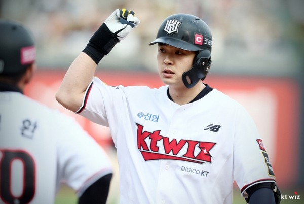 KT, 강백호 시즌 15호 홈런·문상철 끝내기 홈런 ··· 키움에 역전승