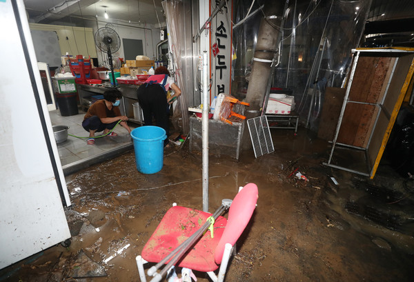 울산에 밤까지 50∼150㎜ 비 더 내린다…산사태·낙석 등 우려