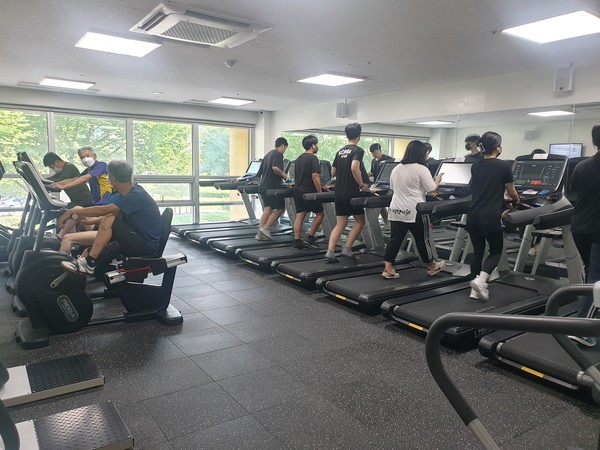 의령 국민체육센터 2층 전면 새단장...일일 이용객 500명 돌파
