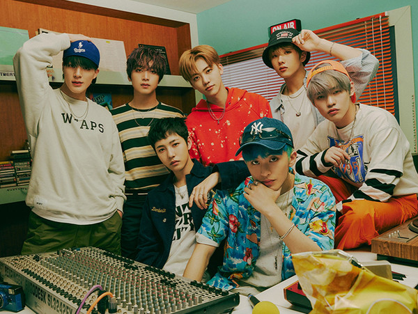 NCT·에스파 등 SM 가수 위버스 입점한다...9월까지 12팀 