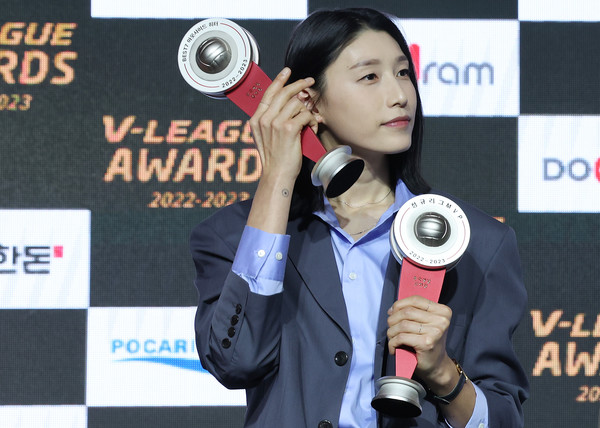 김연경, 다시 태극마크 단다...여자 배구대표팀 고문 위촉