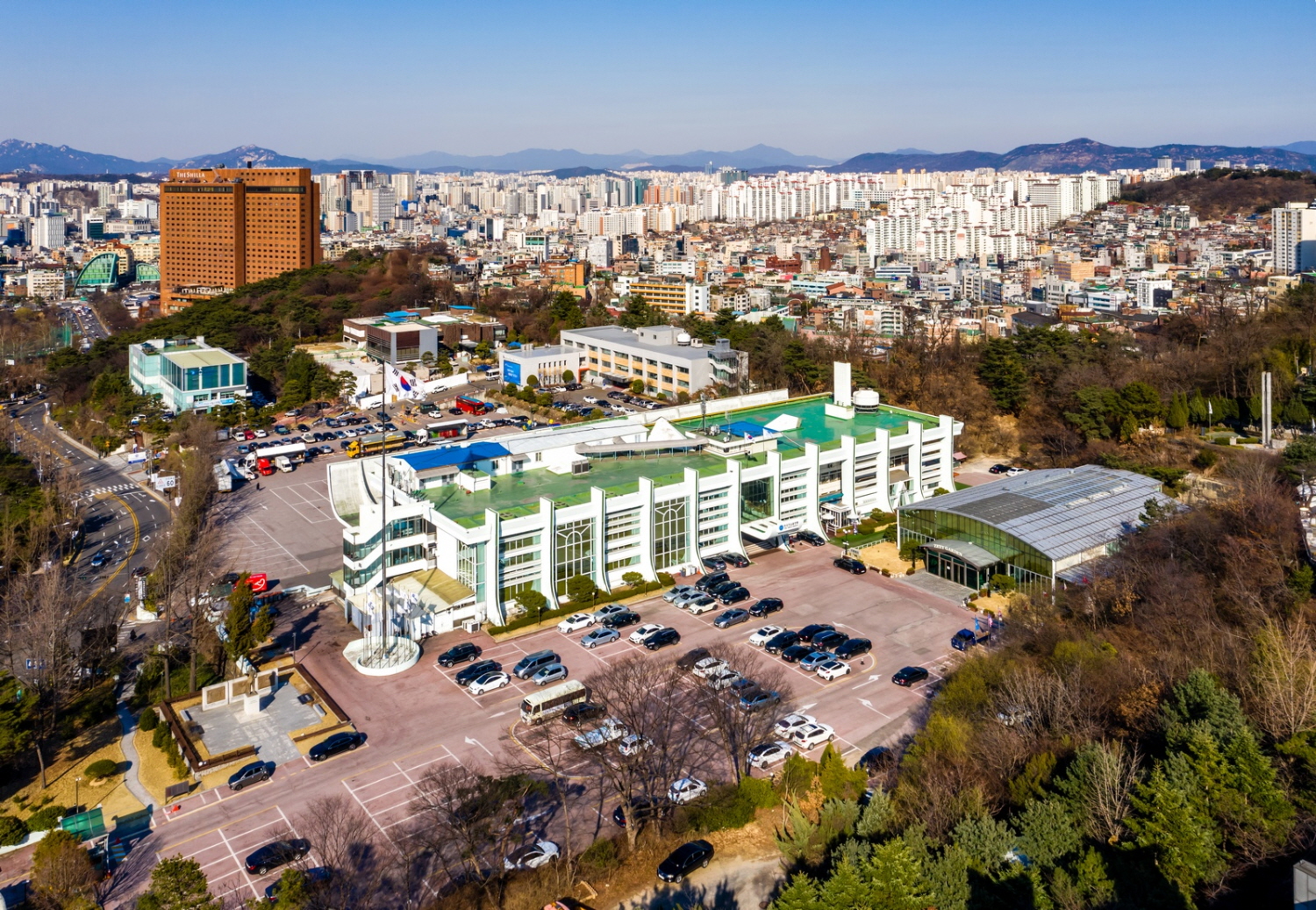 탈이념 시대, 자유센터의 미래를 모색하다: 2024 근대도시건축 디자인 공모전 워크숍
