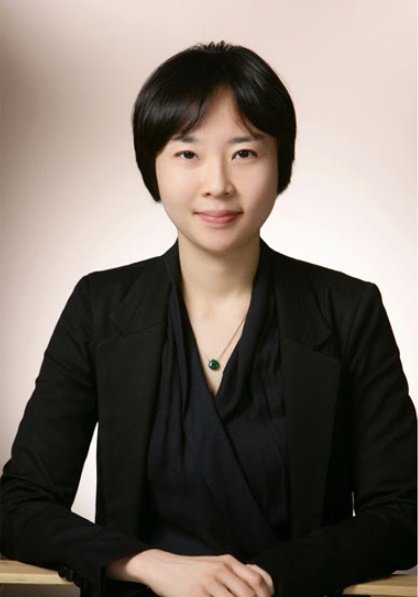 마인 이나정 감독, 할리우드 진출…매니지먼트 계약 체결[공식]