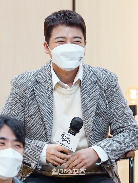 [포토] 전현무 시니어벤져스 대단해요
