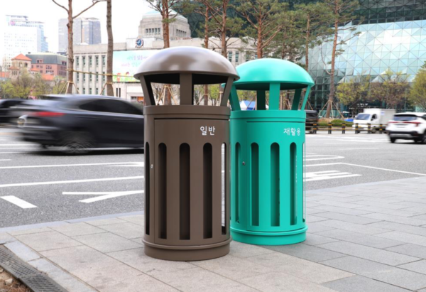 서울 도심 쓰레기통 새 디자인으로...15곳 시범 설치