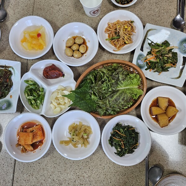 [맛집] 순성면 봉소리 불빛가든  오늘 식사는 오리고기로 샤브샤브 어때요?