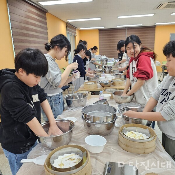 떡케이크 만들고 지역 농산물의 소중함 배워