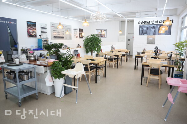 [신설상가]박승광해물손칼국수 (수청동)  김영수 대표 탱글탱글 생면에 싱싱한 해산물 한가득