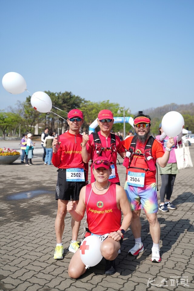 우리는 지구시민입니다! 지구 사랑을 품고 걷고 달리는 시민들