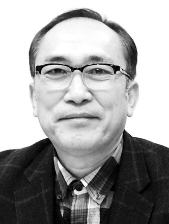 친박·친이, 대통령과 사면 그리고 윤석열-홍형식 한길리서치 소장