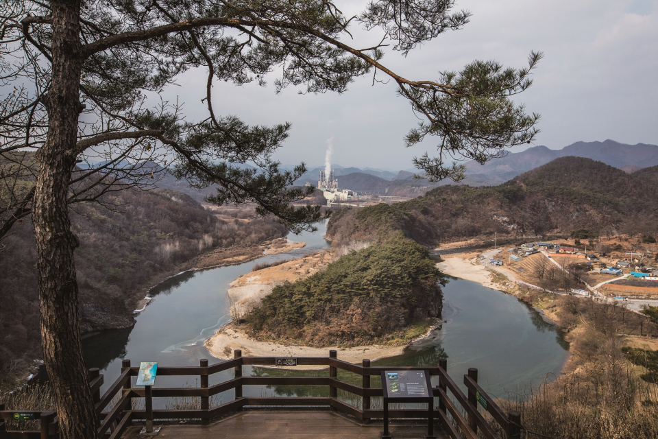 [이 계절 이 여행] 무릉도원의 겨울, 영월