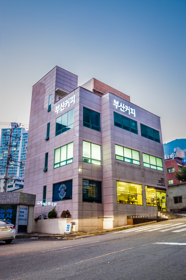 [사회적경제기업, 그 생생한 현장을 가다] 커피의 메카와 장애인 일자리를 위한 부산커피협동조합