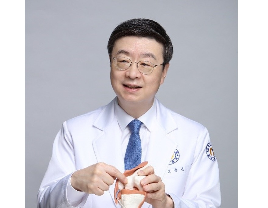 연세사랑병원 야외활동 증가하는 봄철, 심해지는 무릎 관절염 말기에는 한국형 인공관절