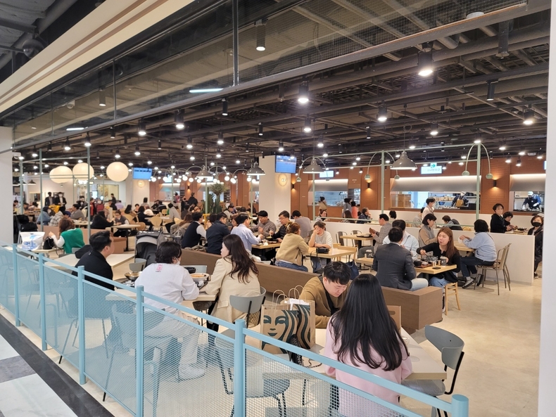 오티디코퍼레이션(OTD) 셀렉다이닝 ‘어반스코트’ 연수점 리뉴얼 오픈
