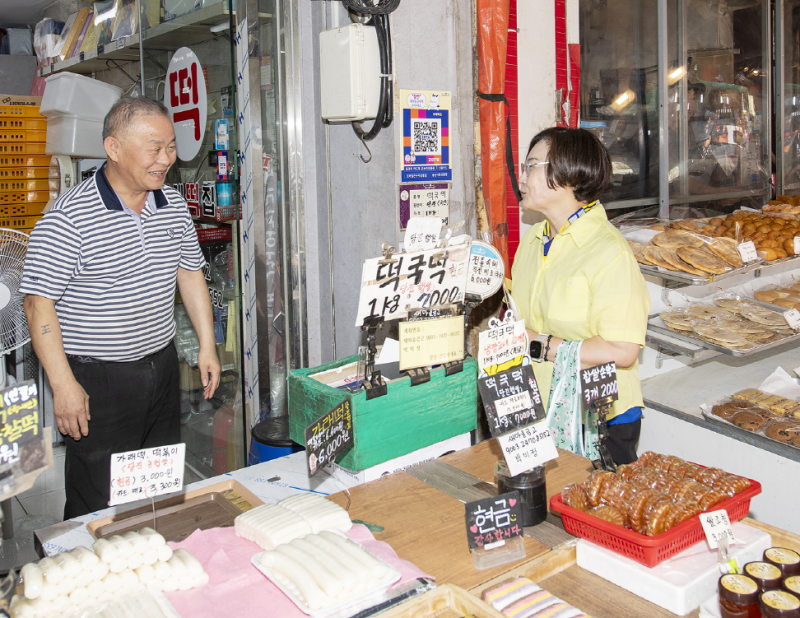 [포토]  박희영 용산구청장, 4일 추석 민생현장‘용산용문시장’방문