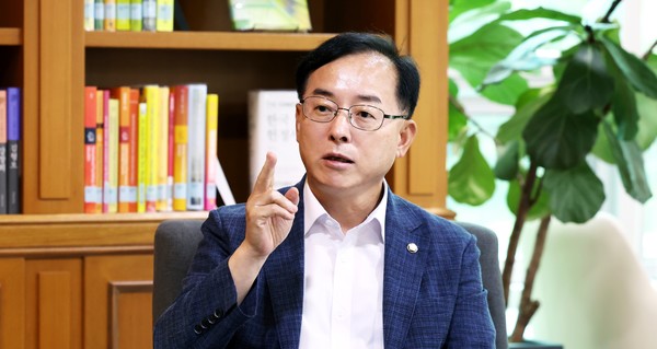 지지부진 한전산업개발 재공영화 ...한전, 자유총연맹 눈치보나