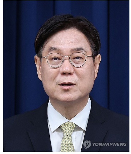 윤 대통령, 신임 정책실장에 이관섭 수석 승진 기용...수석급 대거 교체될듯