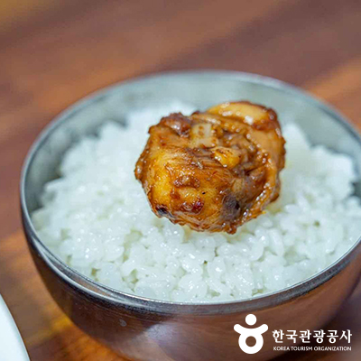 [K-로컬 미식여행 33선] (11) 전국민의 마음을 사로잡은 안동식 닭요리, 안동찜닭