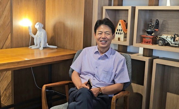 [인터뷰] (주)애드텍 한만균 대표, 우회전 사고 남다른 관심... 교차로 횡단보도 신호등 안전표시 전광판 특허 등록 후 연구·개발