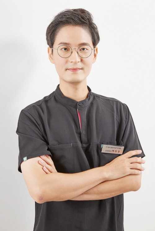 [건강칼럼] 주걱턱, 조기 치아교정으로 바로잡아야