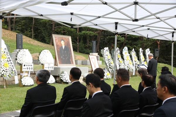이봉창의사기념사업회, 이봉창 의사 순국 92주기 추모식 거행