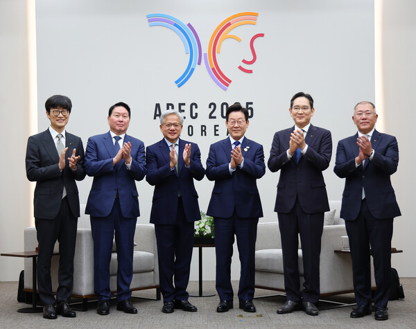 [오늘의 경제뉴스] 이재명-젠슨 황 회동…엔비디아, 韓에 GPU 26만장 푼다