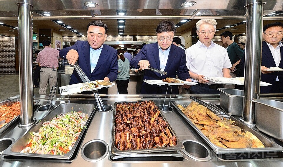 울산시 직원식당 주 2회 국내 수산물 제공한다