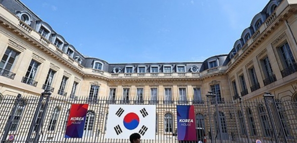 파리올림픽 앞두고 K-기업 출동, 마케팅 효과는 과연?