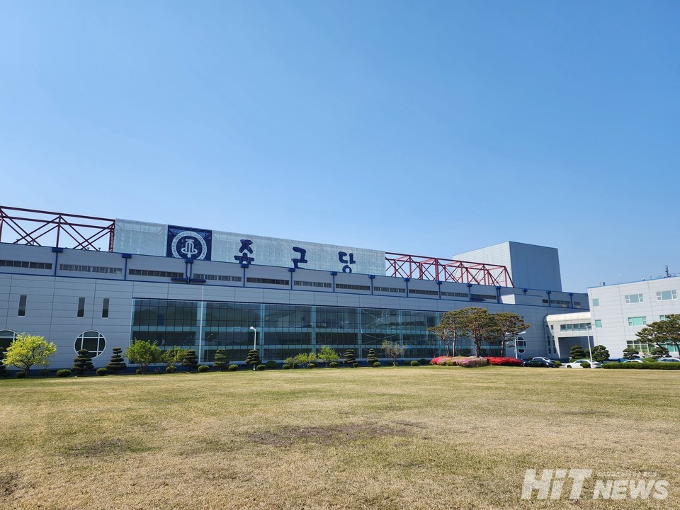 AI시대, 규제는 따라오나? 종근당 천안공장 찾은 오유경