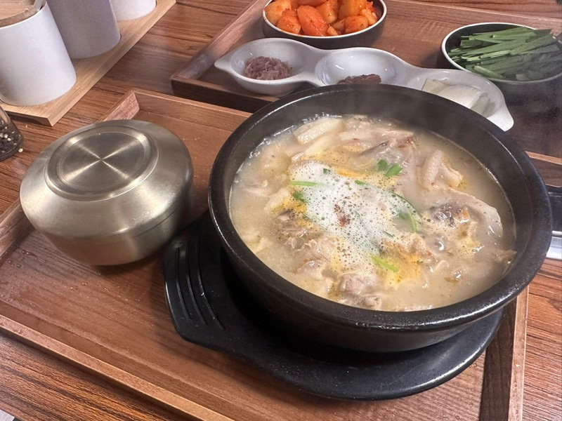 [1人1食] 야들야들한 고기 맛 일품…무교동 태진옥
