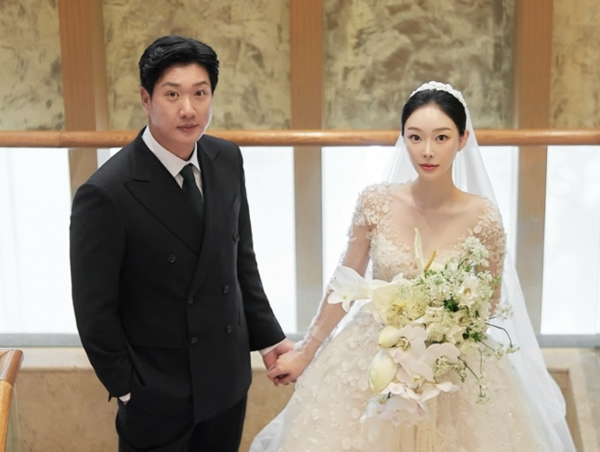 7일 하루에만 7쌍 탄생, 김주찬 코치도 결혼...프로야구 선수들의 '웨딩 시즌' [춘추 이슈]