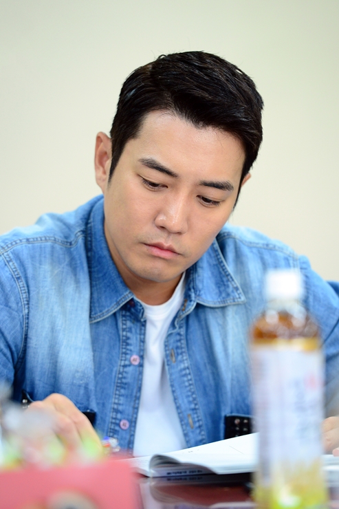‘운명과 분노’ 첫 대본리딩, 다시 만난 이민정X주상욱 환상 케미[비하인드컷]