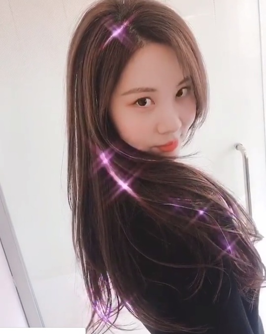 서현, CG 뺨치는 반짝이 헤어 ‘미모가 더 빛나’[SNS★컷]
