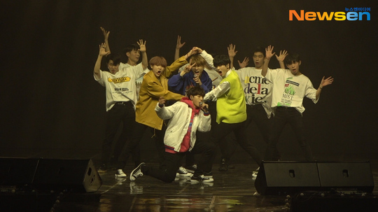 언더나인틴 ‘HER (Block B)’ 무대 (파이널 콘서트)[뉴스엔TV]