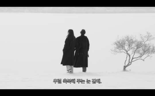 베일벗은 ‘강변호텔’ 속 홍상수 감성 “직접 내레이션까지”