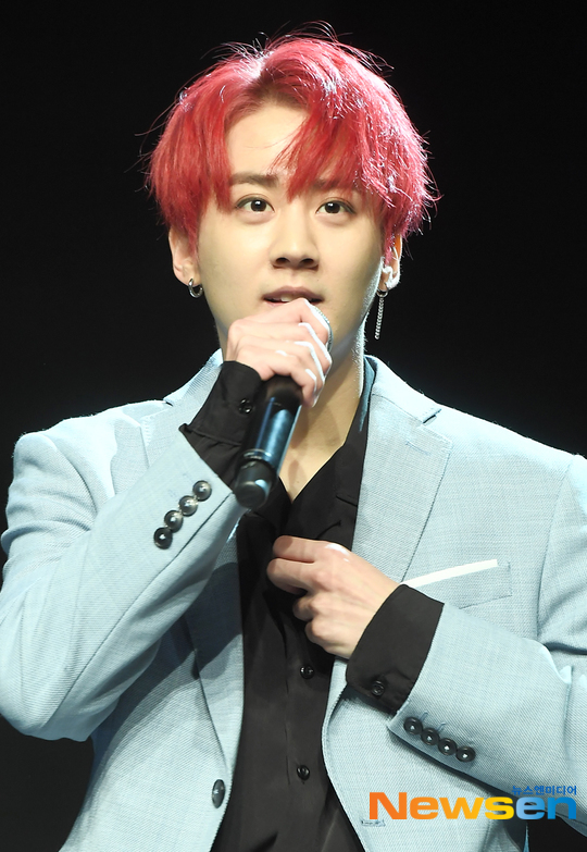틴탑 천지, 강렬한 레드헤어[포토엔HD]