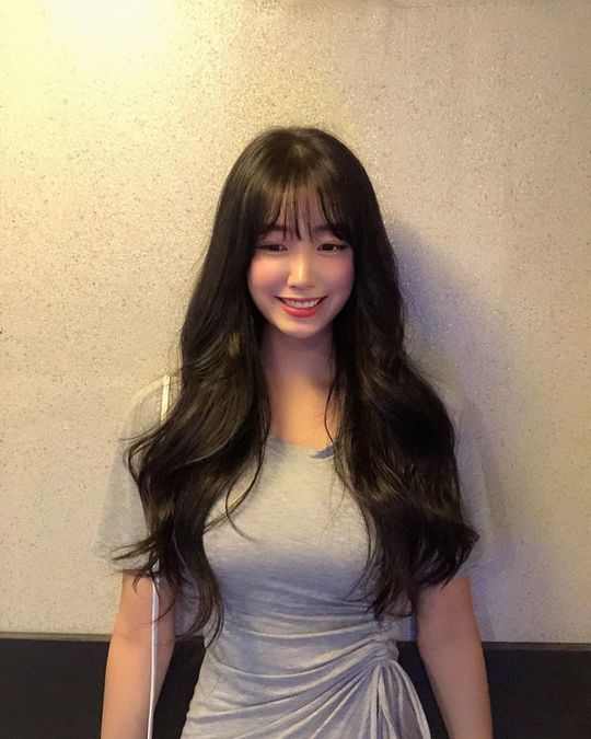 치어리더 안지현, 숨길 수 없는 글래머 몸매[SNS★컷]