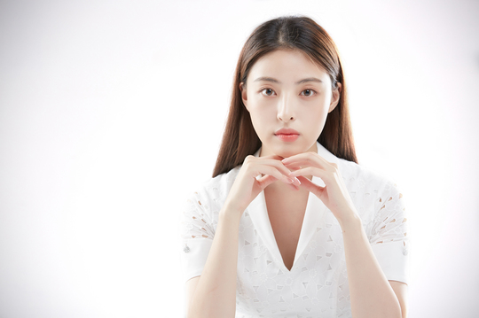 파이브돌스 출신 진혜원, J&K엔터와 전속계약 “전폭 지원할 것”(공식입장)