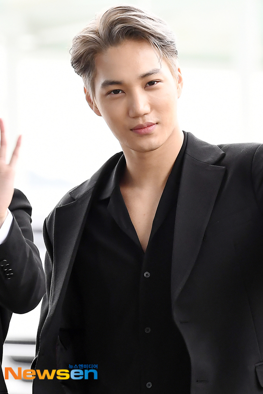 슈퍼엠 카이 ‘섹시한 눈맞춤에 심쿵’[포토엔HD]