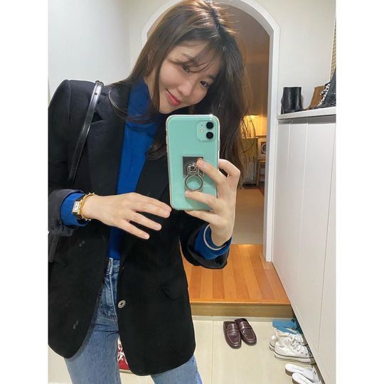 다비치 이해리, 패피다운 센스 “우리 성님 곱다 고와”[SNS★컷]