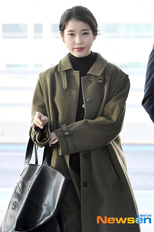 아이유 ‘오늘 분위기는 청순’[포토엔HD]