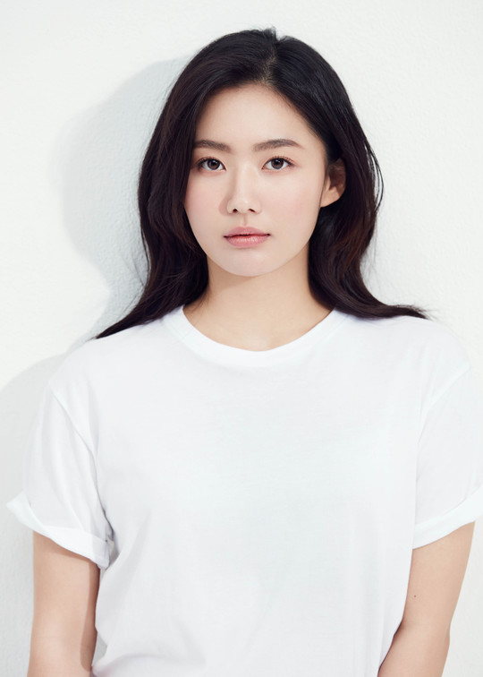 ‘어하루’ 이예현, 디퍼런트컴퍼니와 전속계약…김미경 이영진 한솥밥(공식)